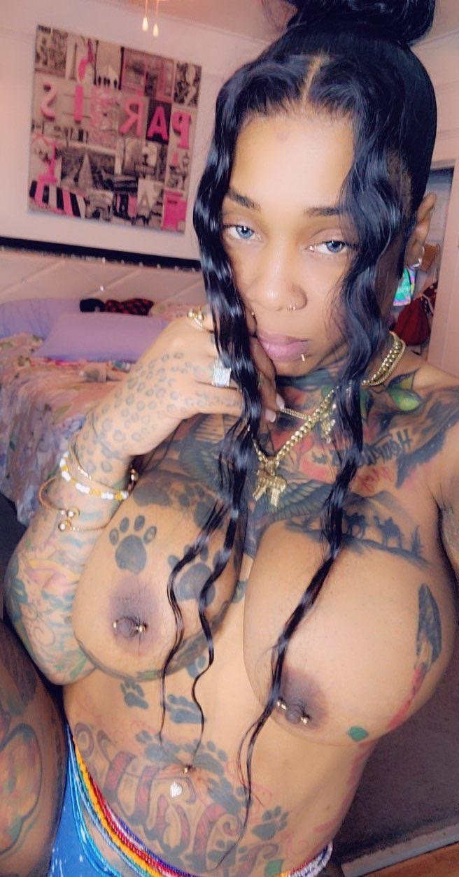 Tatted Bi Thot Sprinkle Freak - Porn Videos & Photos - EroMe