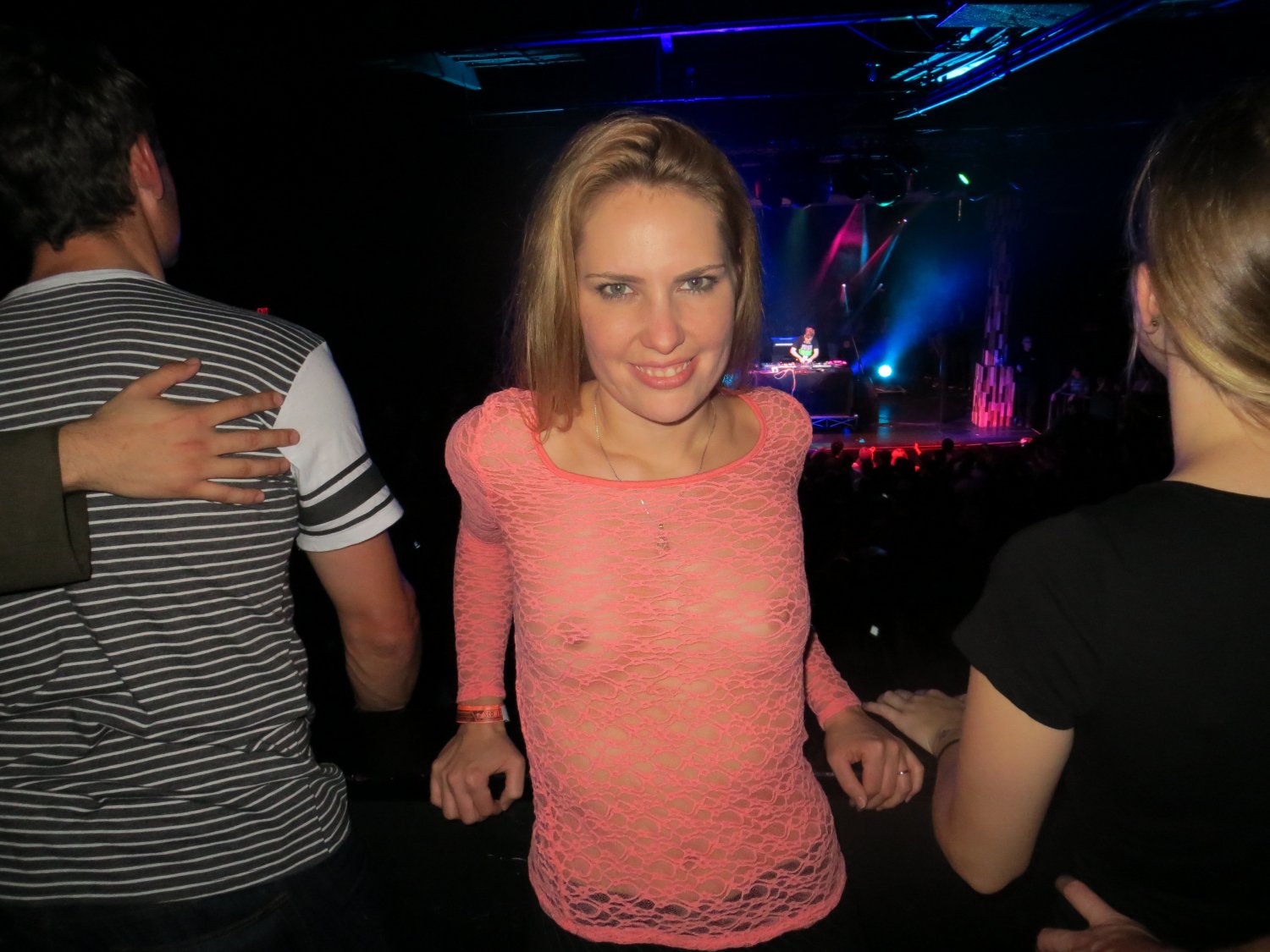 Jenn, exhibitionist and MFM lover #am4BlKvB
