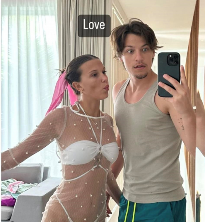 Millie Bobby Brown (Stranger Things) nip slip #67vydQ8n