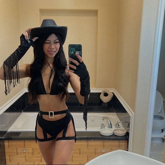 ABG Asia / Local Coffee Shop Girl #FTAvbpd0