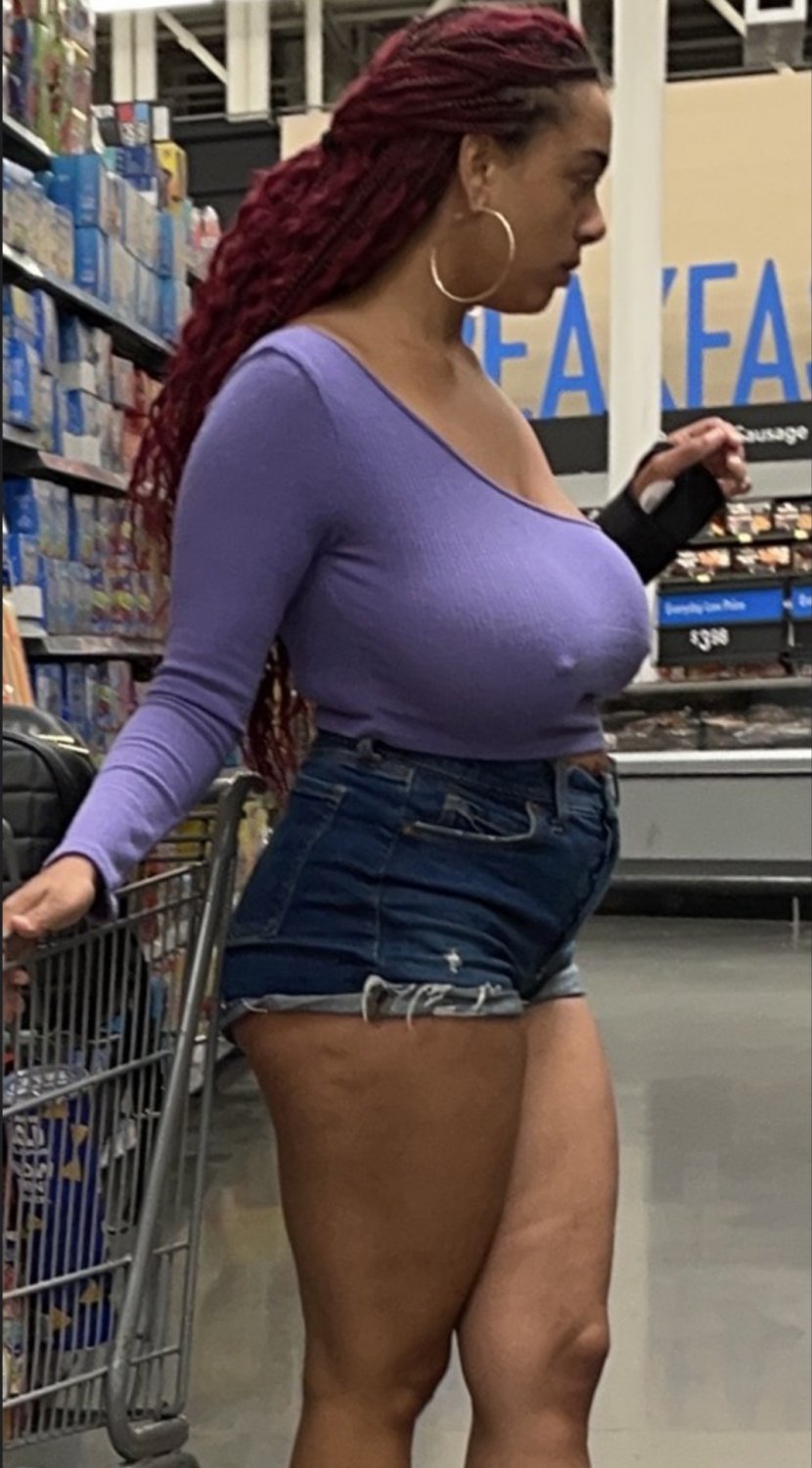 candid braless ebony slut huge tits #E8Q1TJbe
