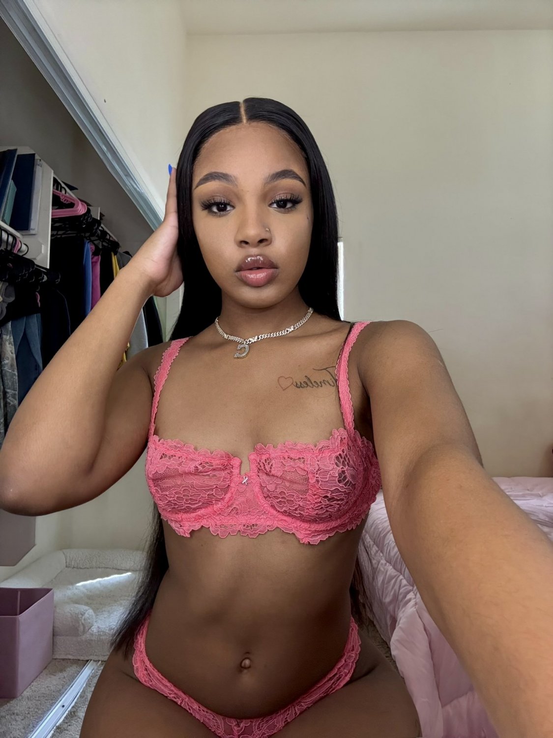 Preta do Dia #DkLydsEb
