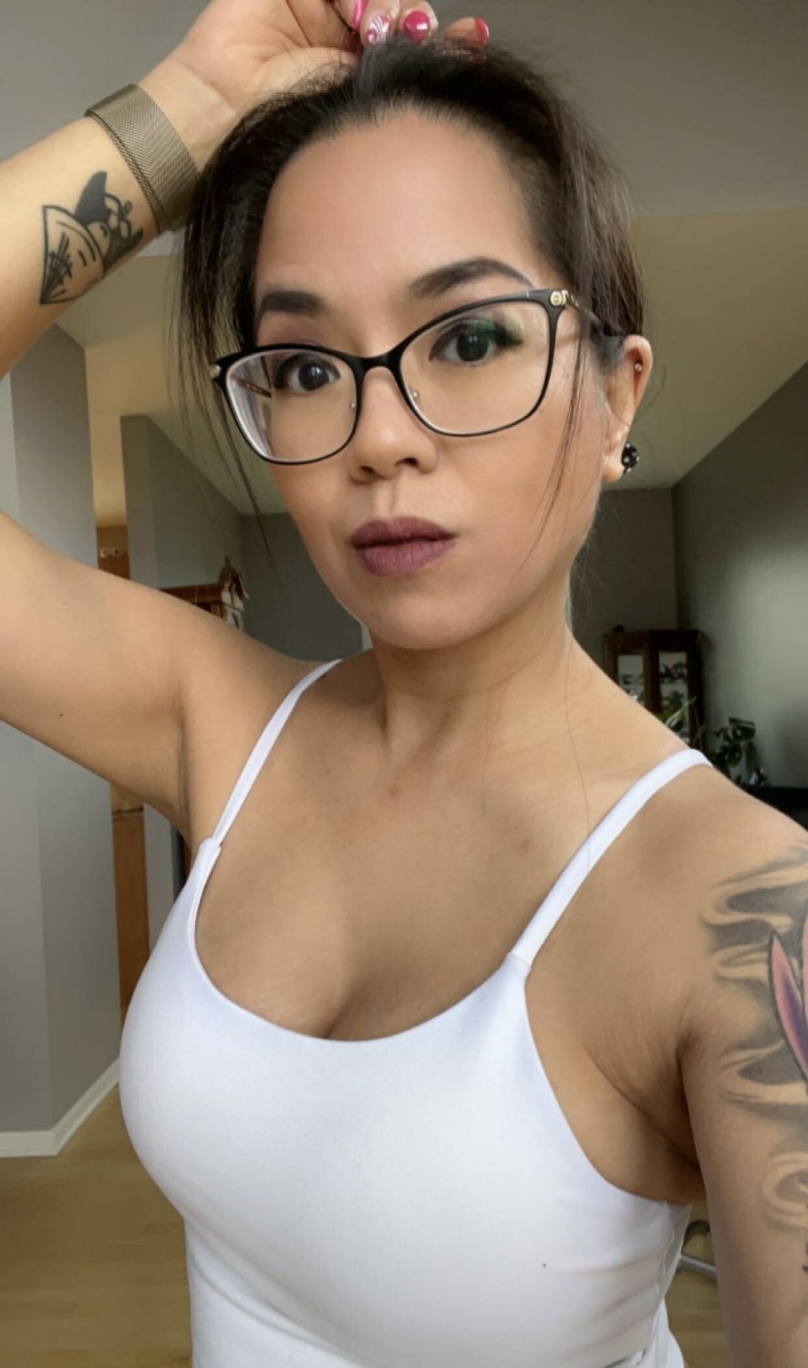 Hot Vietnamese MILF Exposed #scuGhWo5