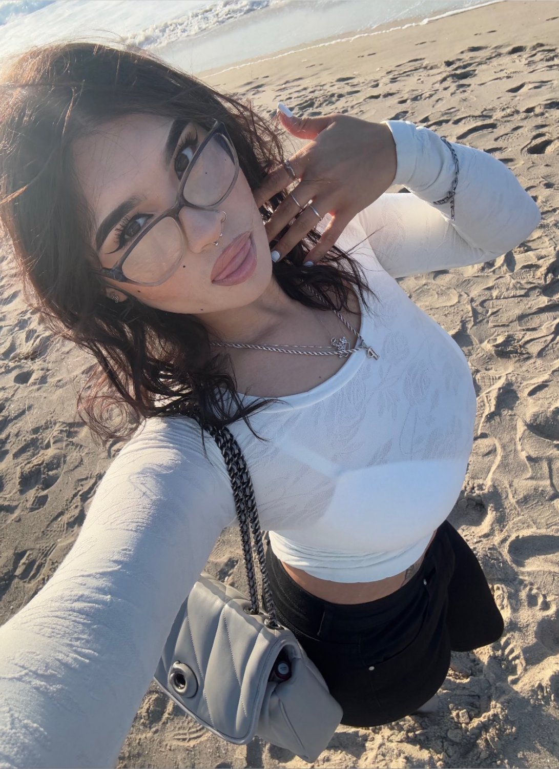 Big tit slut from Anaheim #4YCzCadY