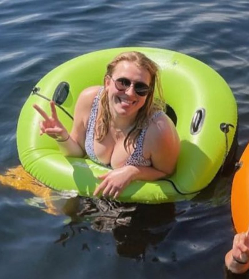 Love her clean armpits. Fat drunk pawg snowbunny whore needs a bbc gangbang #Hc42f7Te